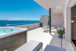 Penthouse apartment with terrace and hot tub - Ivan - Split - 0