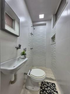 2 min Leme copacabana beach Private bathroom - 3