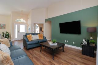 Sapphire Sky at White Rose Villa - Sunny Pool & Spa - Orange Tree Community - Nr Disney - Orlando - 1