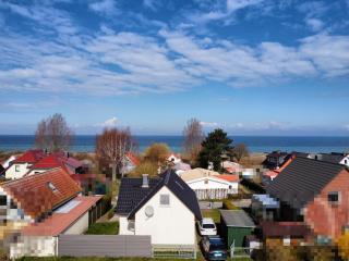 Ferienhaus Meerkieker mit Ostseeblick auf der Insel Poel - Am Schwarzen Busch - 0