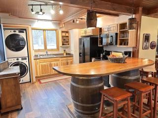 The Game Cabin at Rustic River - 9