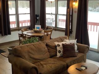 The Pond Cottage at Rustic River - Austinburg - 7