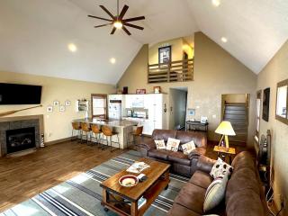 The Sunset Cottage - Lakefront with Private Beach - Geneva - 5