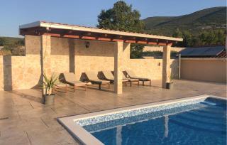 Amazing Home In Kastel Stafilic - Kastel Stafilic - 1