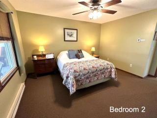27 Acre Wine Country Estate - Austinburg - 4