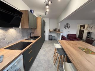 BedinReims "blue bottle"quiet and close to center free parking and wifi free ideal 5 à 9 Adultes - Reims - 3