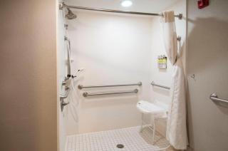Queen Bed Hotel Suite 213 - Jackson - 1