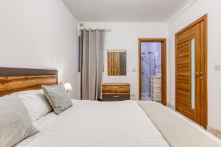 Central Modern 3 Bedroom Apartment in st Julians - St. Julianʼs - 2