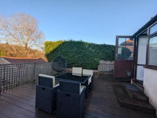 Cosy 2 bedroom home - Tadworth - 9