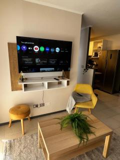 Centrico , cómodo , wifi , parking privado - Rancagua - 8