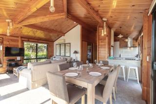 Classic Rotoiti Lakefront - Rotoiti - 7