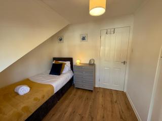 Whitley-5 Bdrm Sleeps 9 Ideal for Contractors - Whitley Bay - 7