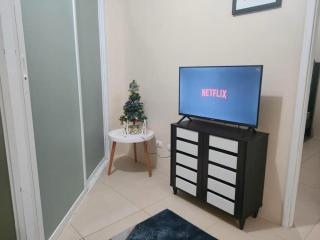 2 bedroom Avida Tower Riala VillaHermia Staycation - Città di Cebu - 6