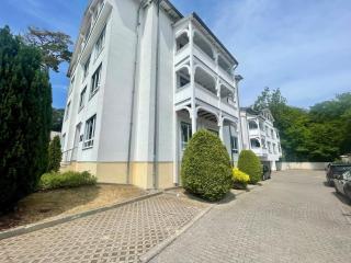 Haus Holstein Ferienappartment - 0