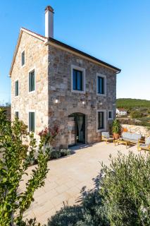 Villa Šjora - ''Autentic Dalmatian Stone Villa with Private Garden & BBQ'' - Vrboska - 6