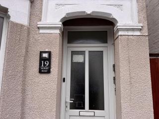 Serene Suite Rooms - Southampton - 6