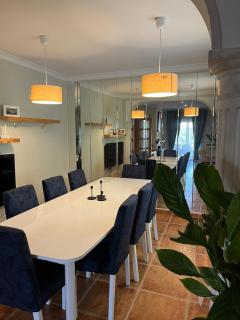 Family home with private Swimming Pool & Garden - Marbella - 2