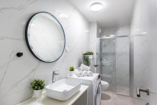 Apartment Central - 5 min with bus to Old Town, self check in 0-24h - 8