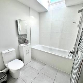 Apple Lodge - Somerset Holiday Homes - 1
