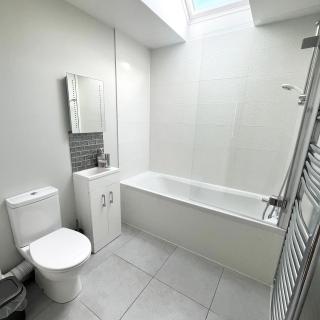 Pear Lodge - Somerset Holiday Homes - 1