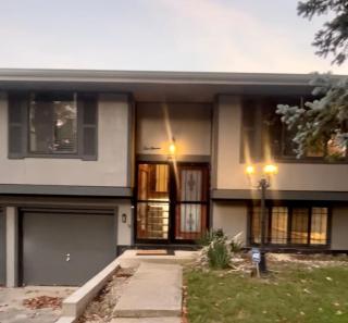 Modern Glass City Home - Toledo - 0