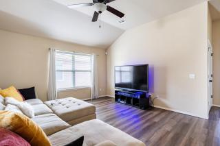 Cheerful 3 Bdrm space, 2 bath!. You gotta love it! - Oklahoma City - 5