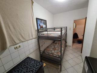 nice bed to sleep in GE - 2