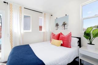 Comstock - San Diego - 7