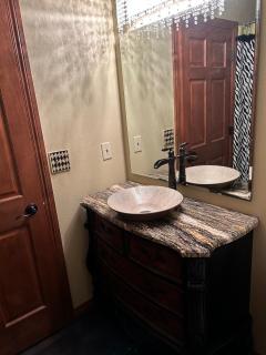 Dbl ensuites in Green Bay - De Pere - 1