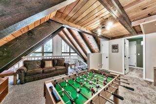 Bear Chalet - Snow Play - 4 Bedrooms - Foosball - 7