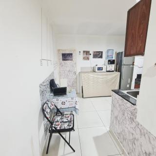 LA Gold hostel capsule men's - Dubai - 9