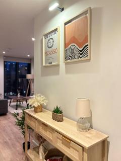 Spacious Central Apartment Terrace Gym Free Parking - Manchester - 6