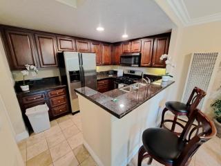 Venetian Vacation La Jolla One bedroom condo luxury furnished central near beach and UTC mall - San Diego - 4