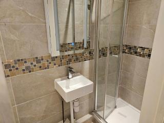 Studio for 2Guests-Parking-Garden-NearLondon-Ac - Londra - 3