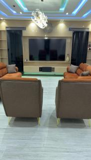 Luxury Smart Retreat Home - Lagos - 1