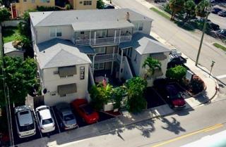 Little Paris by the ocean self check in - Fort Lauderdale - 8
