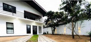 Golden Paradise Transit Hotel - Katunayake - 0