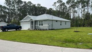 Beach Lovers New House! 10 min to beach - 6 guests - 0