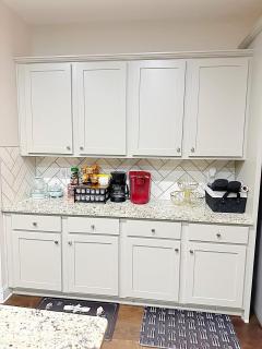 Sisters Savvy Home - 2