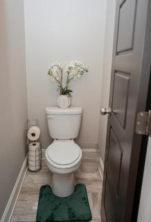 Sisters Savvy Home - Lawrenceville - 4