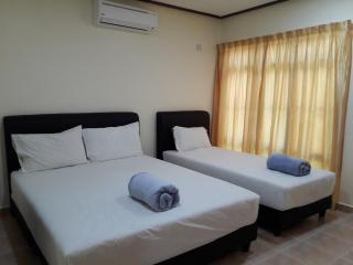 A Famosa Resort Malacca with Private Swimming Pool - 1