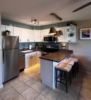 Unrivaled S Kihei Maui location! Walk to it all! - Kihei - 7