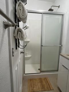 Guest Suite w free parking at 7 min to Miami international airport - 1
