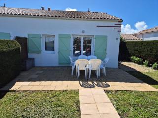 Agréable maisonnette avec jardin, piscine collective, proche mer - FR-1-194-291 - La Faute-sur-Mer - 0