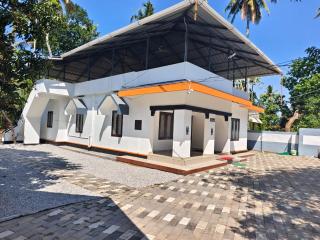 Symphony Homestay - Varkala - 5