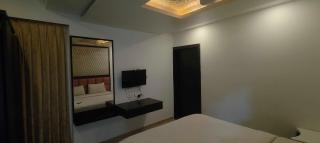 Hotel O JK Guest House - Chennai - 3