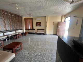 Hotel O Golden Manor Inn - Jaipur - 9