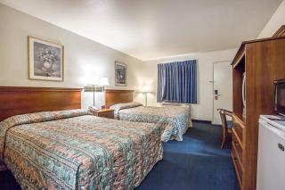 Days Inn by Wyndham Ridgecrest near China Lake Naval Station - Ridgecrest - 9