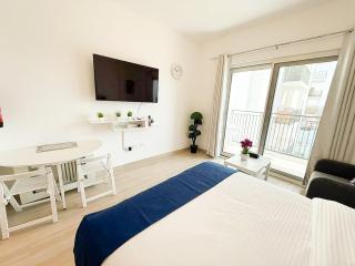 Yas Island Waters Edge Studio - Abu Dhabi - 7