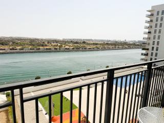 Yas Island Waters Edge Studio - Abu Dhabi - 2